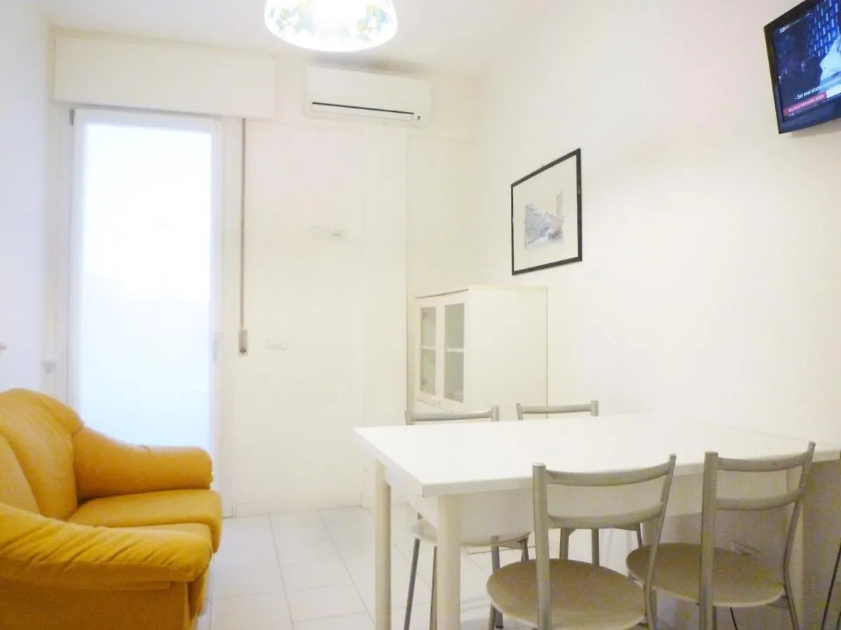 Lara Apartment Lido di Jesolo 0*,  Italy